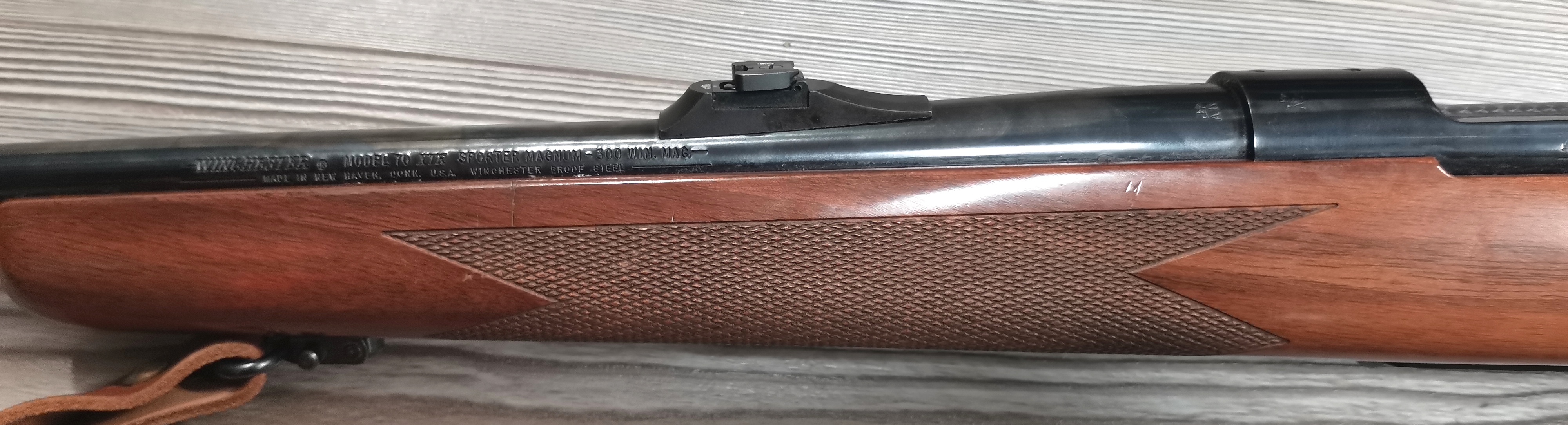 Winchester mod 70 xtr cal 300w armurerie safari